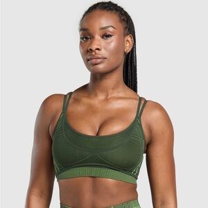 Gymshark APEX SEAMLESS STRAPPY SPORTS GREEN size S NWT